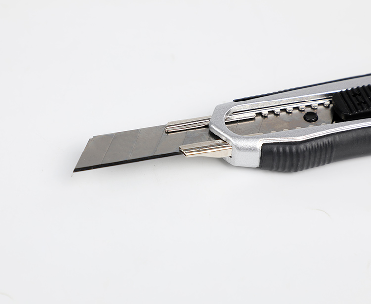 Aluminium Alloy 18mm blade cutter knife